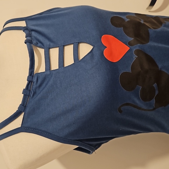 Minnie and Mickey Mouse side silhouette with a heart tank style Lrg.teal EUC - Picture 6 of 7